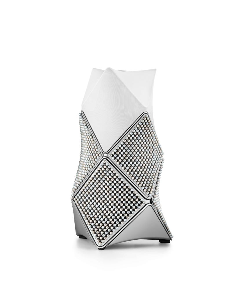 Bang & Olufsen Beolab 90 Zenith edition with crown