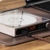 FiiO DM15 R2R: Tragbarer CD-Player mit Ladder-DAC und CD-Rip-Funktion für 269 €