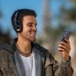 JLab präsentiert JBuds Open Headphones mit offenem Design und LabSpatial Audio