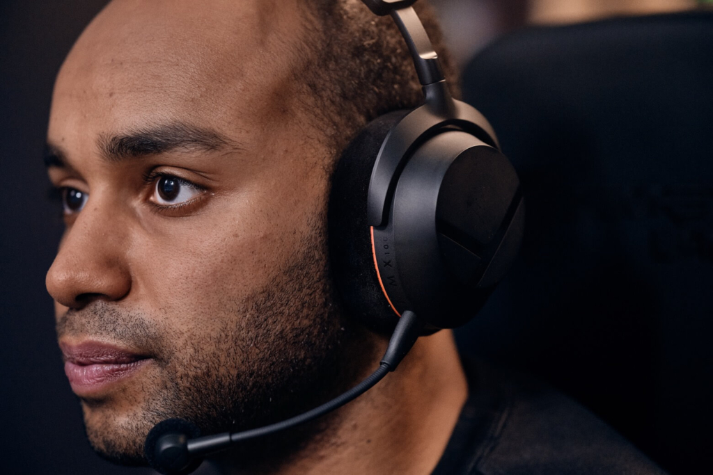 beyerdynamic MMX 100 wireless