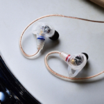 Sony IER-M500: Bühnen-tauglicher In-Ear-Monitor mit Hi-Res und MMCX für 115 Euro