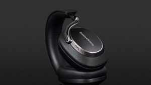 Bowers & Wilkins PX8 S2